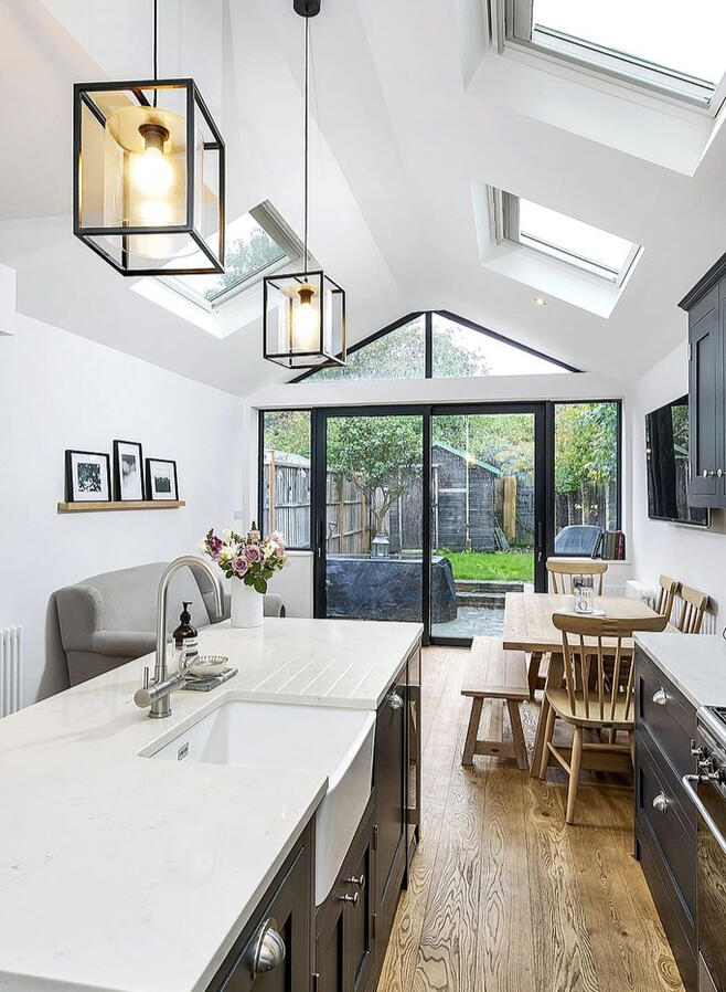 Kitchen extension with vaulted ceiling